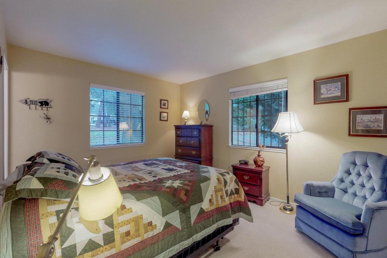 Holiday home Charm By The Groveland